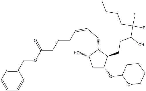 Βενζυλ (Ζ)-7-[(1R,2R,3R,5S)-2-(4,4-διφθορο-3-υδροξυοκτυλ)-5-υδροξυ-3-[(τετραϋδρο-2Η-πυραν-2-υλ) οξυ]κυκλοπεντυλ]επτ-5-ενοϊκό